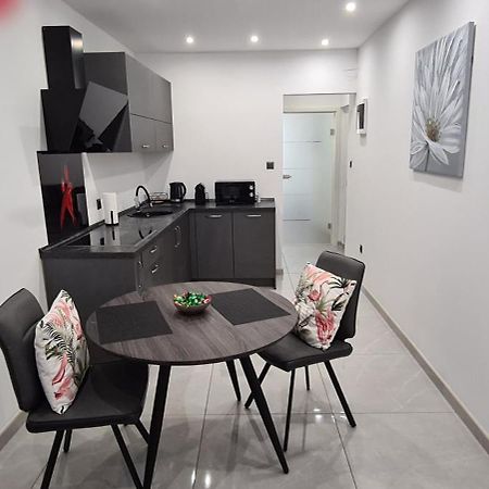 Apartman Julija 1 Rijeka Exteriér fotografie